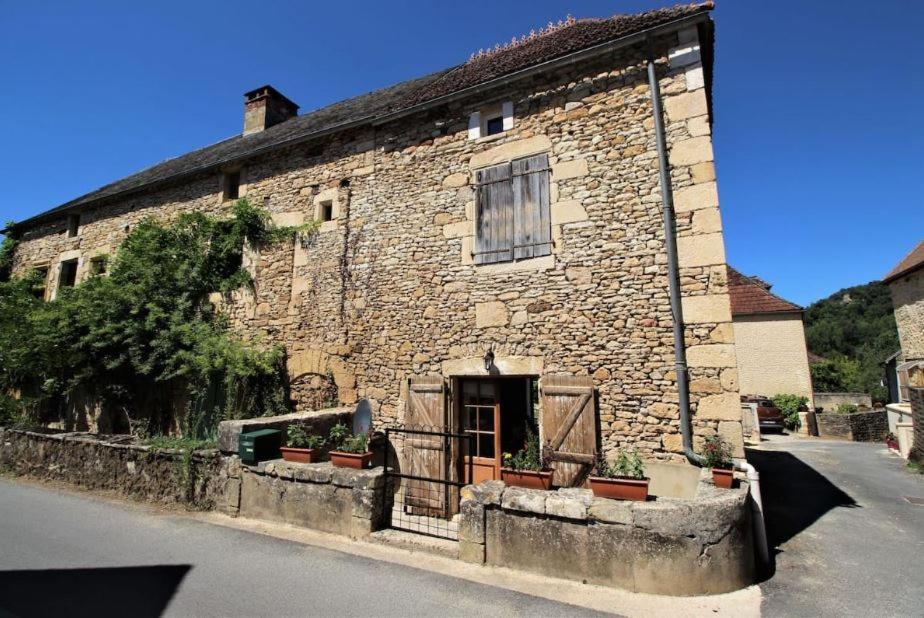 Joli Gite Pour 5 Personnes : Chez Cherrie Saint-Julien-de-Lampon Zewnętrze zdjęcie