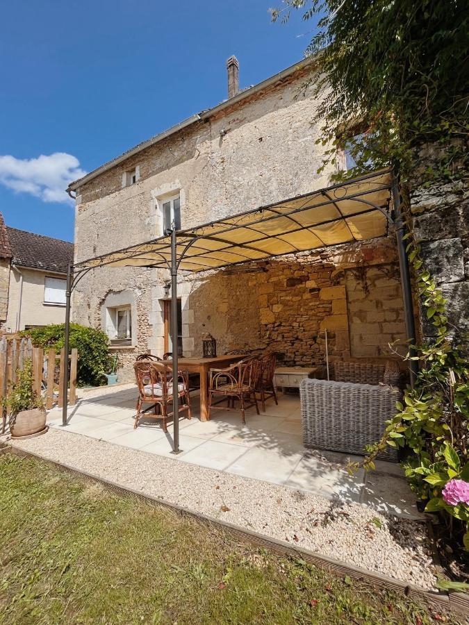 Joli Gite Pour 5 Personnes : Chez Cherrie Saint-Julien-de-Lampon Zewnętrze zdjęcie